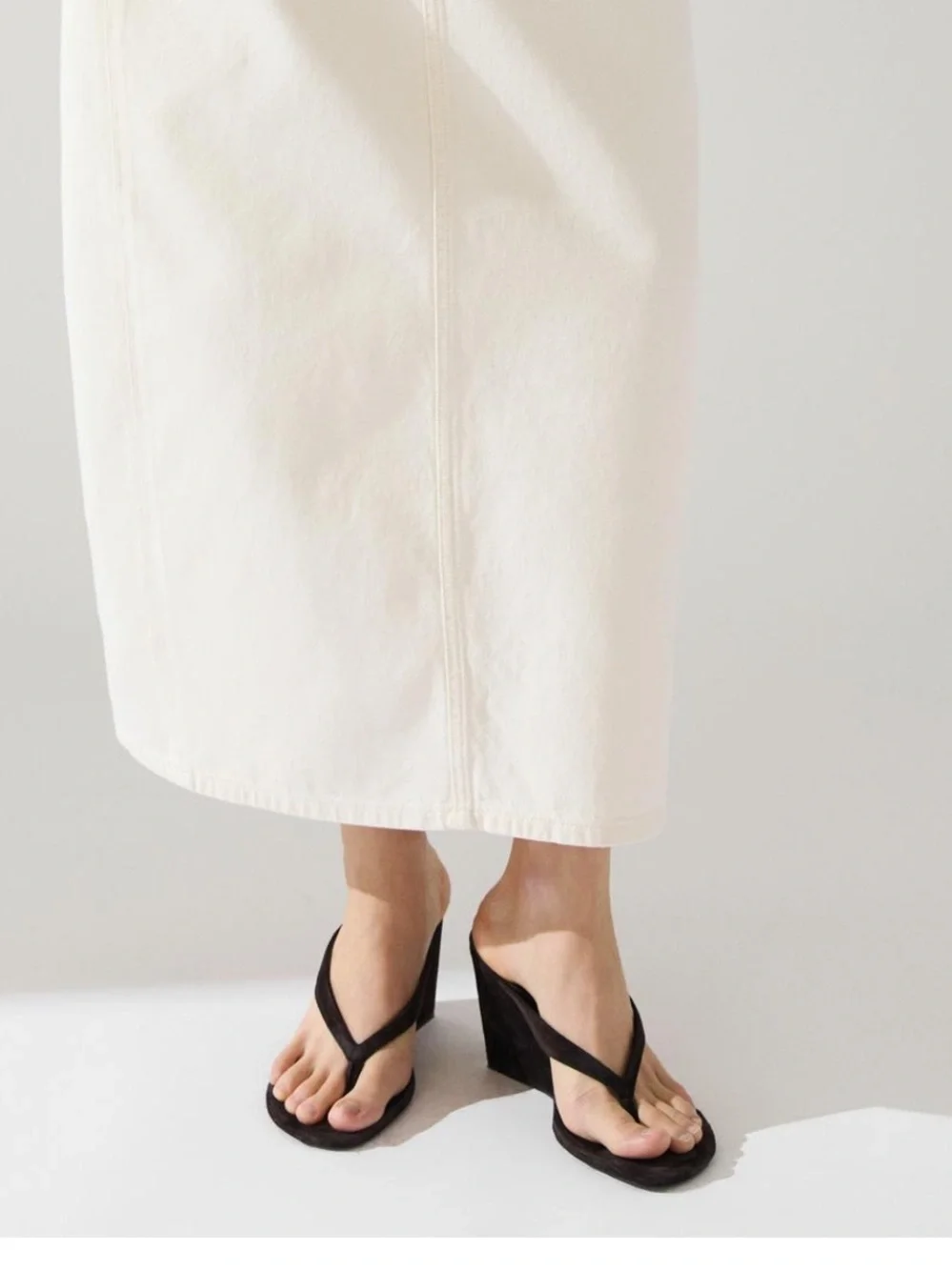 Massimo Dutti dark brown Wedge Thong Sandals in Dark Brown - Women